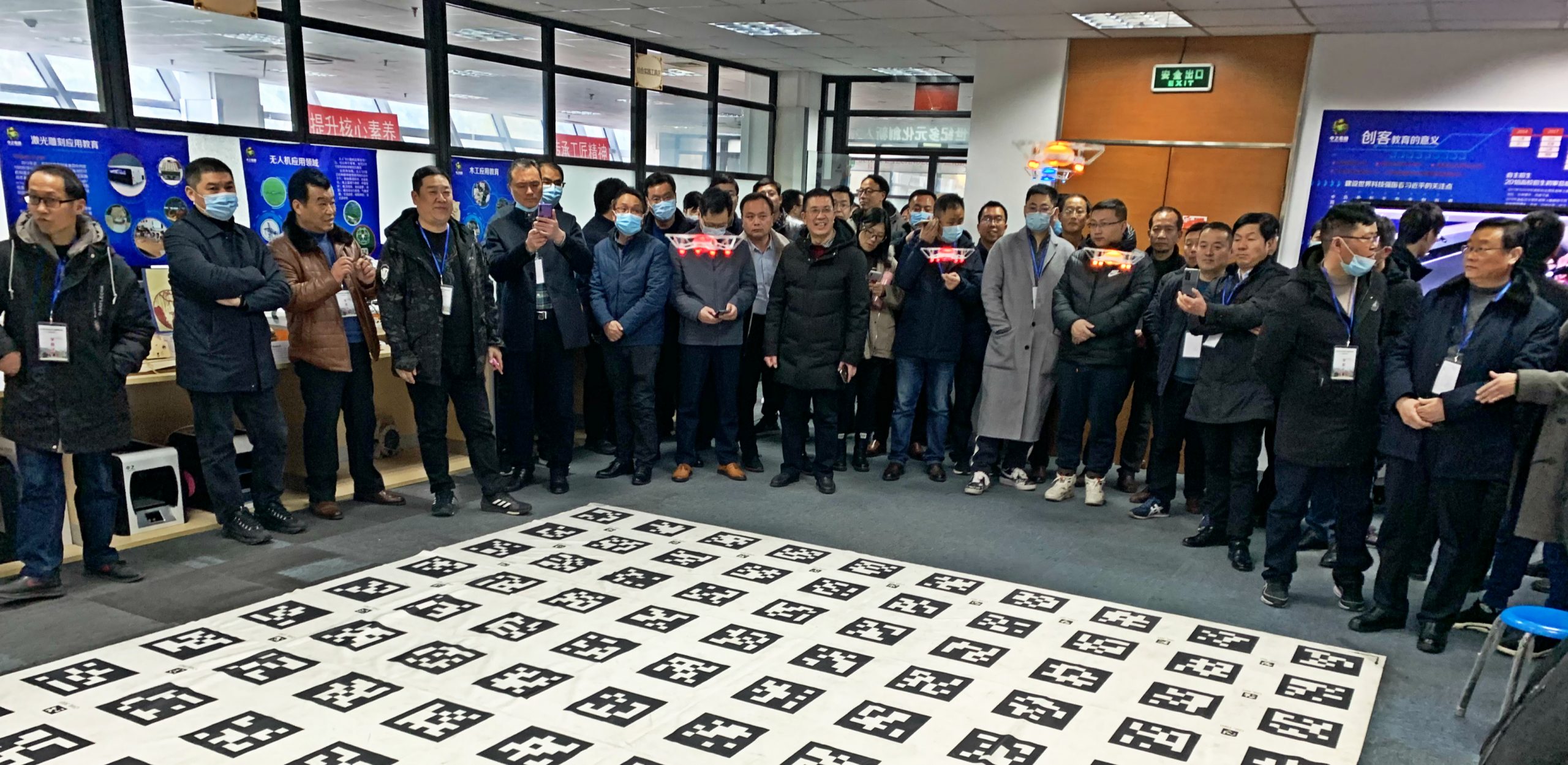 免费观看已满十八岁电视剧两女