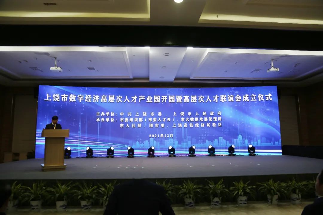 免费观看已满十八岁电视剧两女